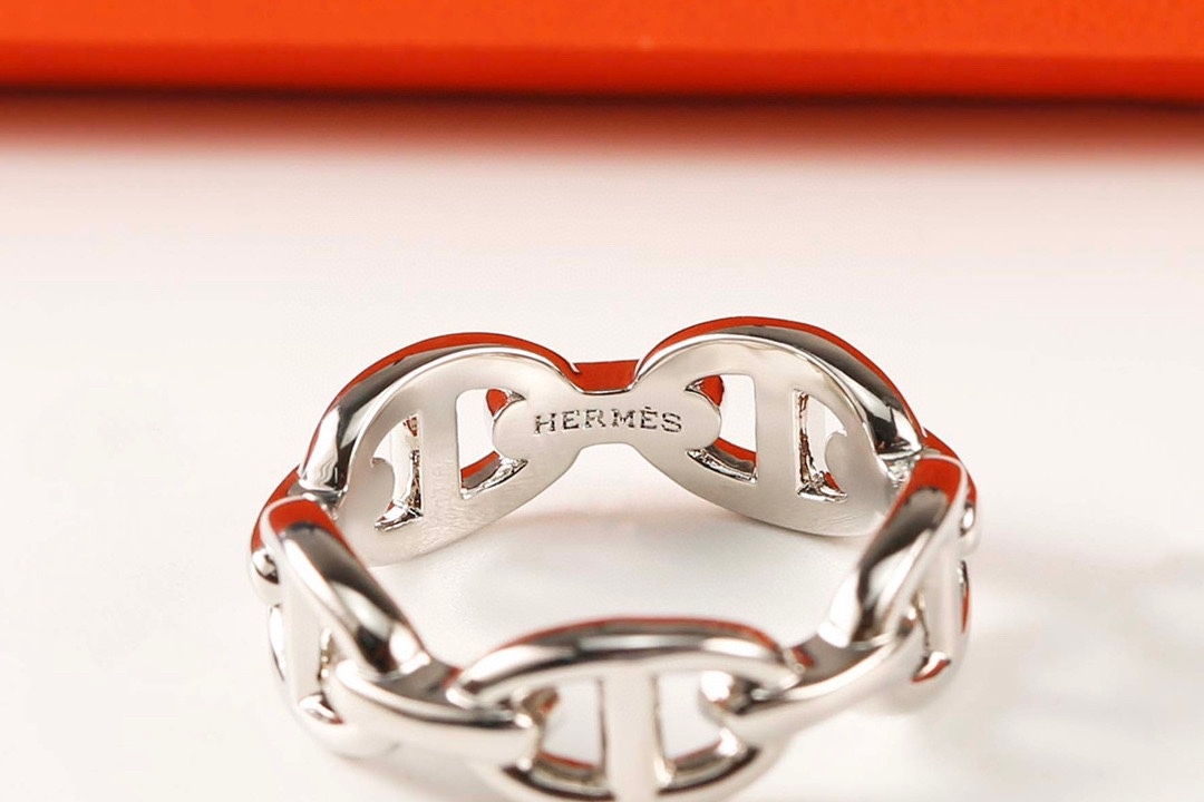 Hermes h Rose Gold Logo-Accented Ring 177
