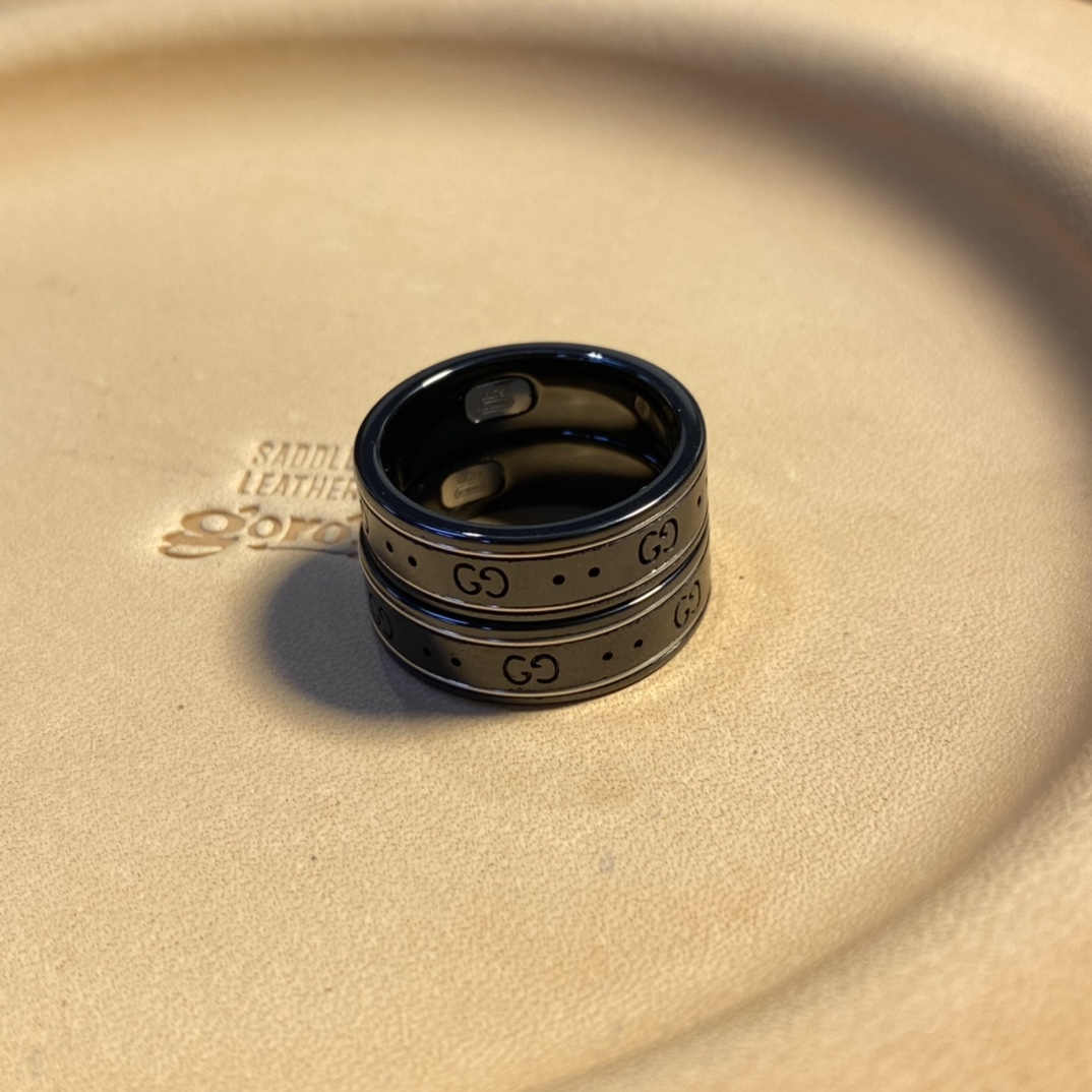 Gucci Silver Logo-Accented Ring 019