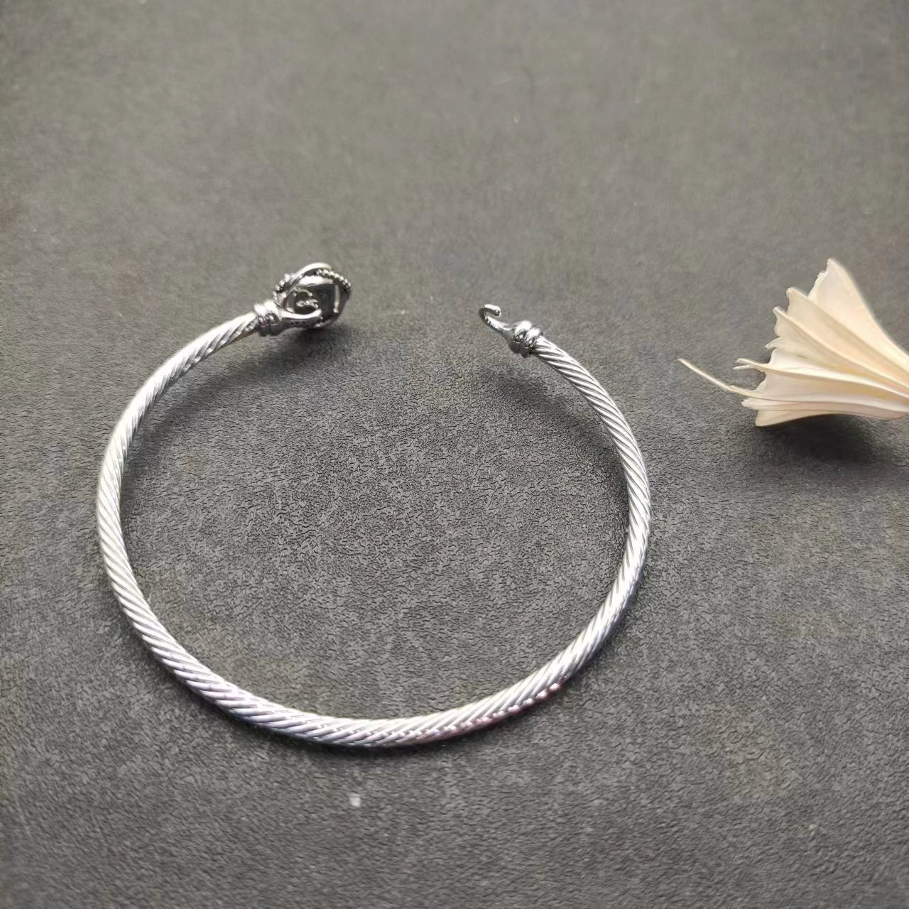 David Yurman Silver Romantic Bracelet 059