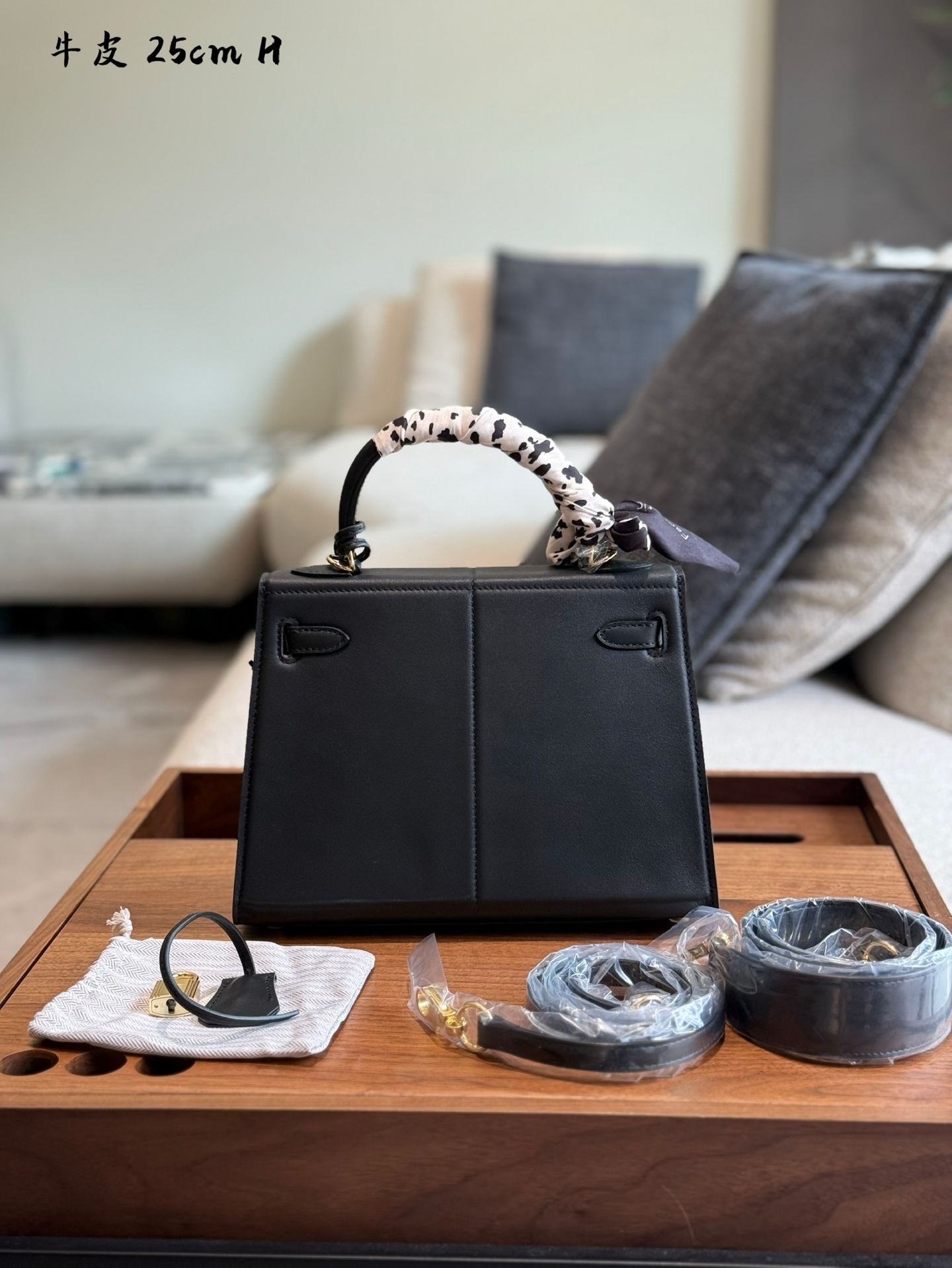 Hermes h padded 25 Silver Vintage-Inspired Bag 270