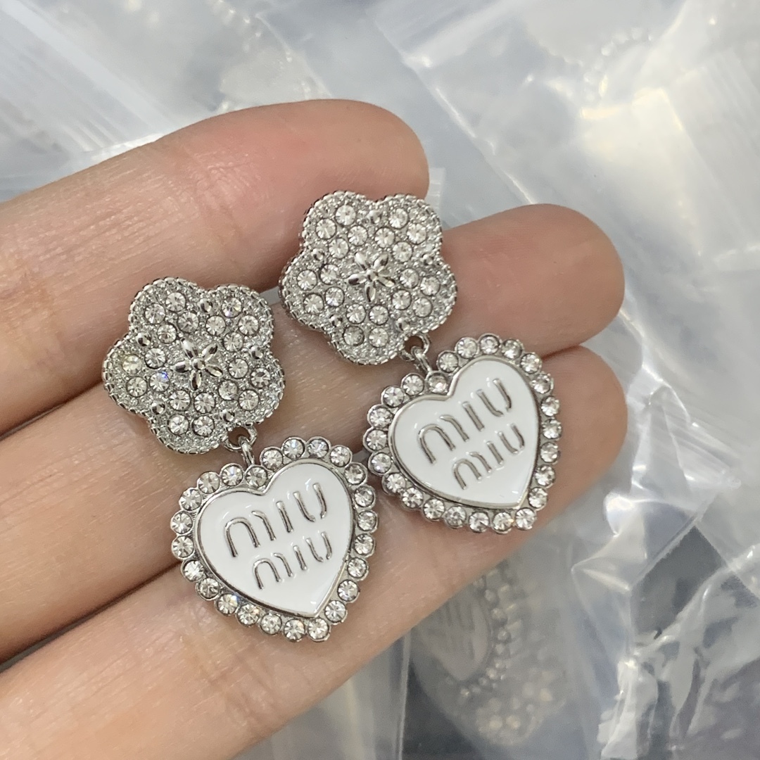 Miu Miu Silver Logo-Accented Earrings 069