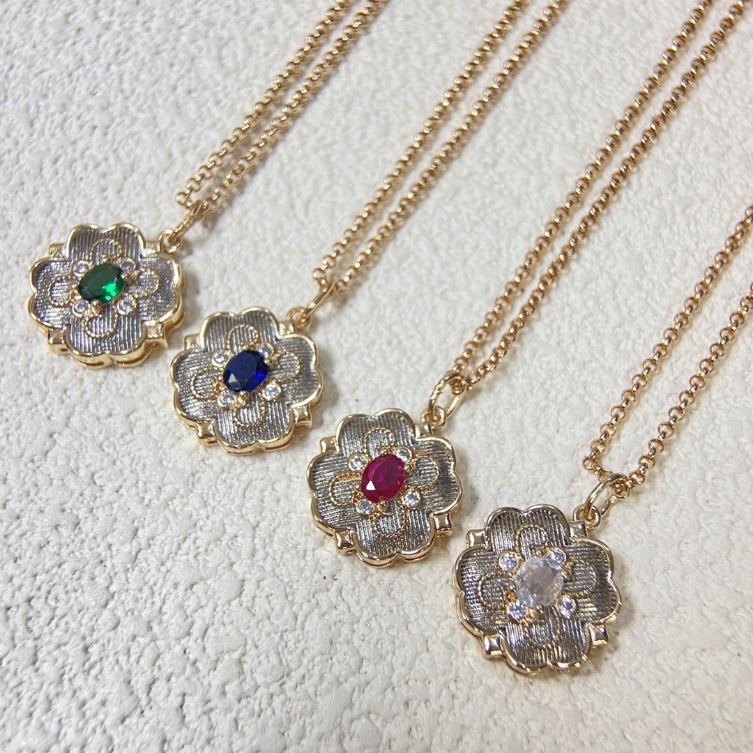 Buccellati Rose Gold Vintage-Inspired Necklace 017