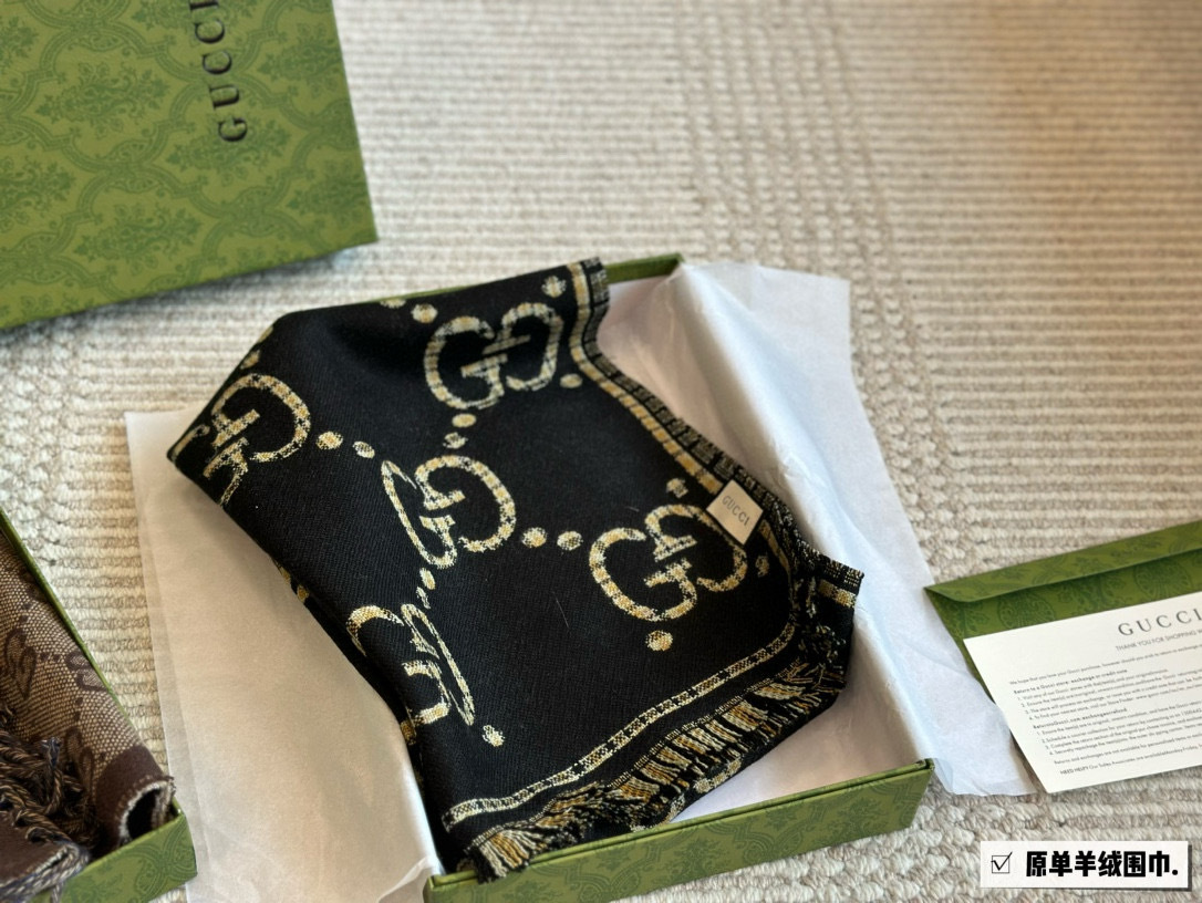 gucci bag 579