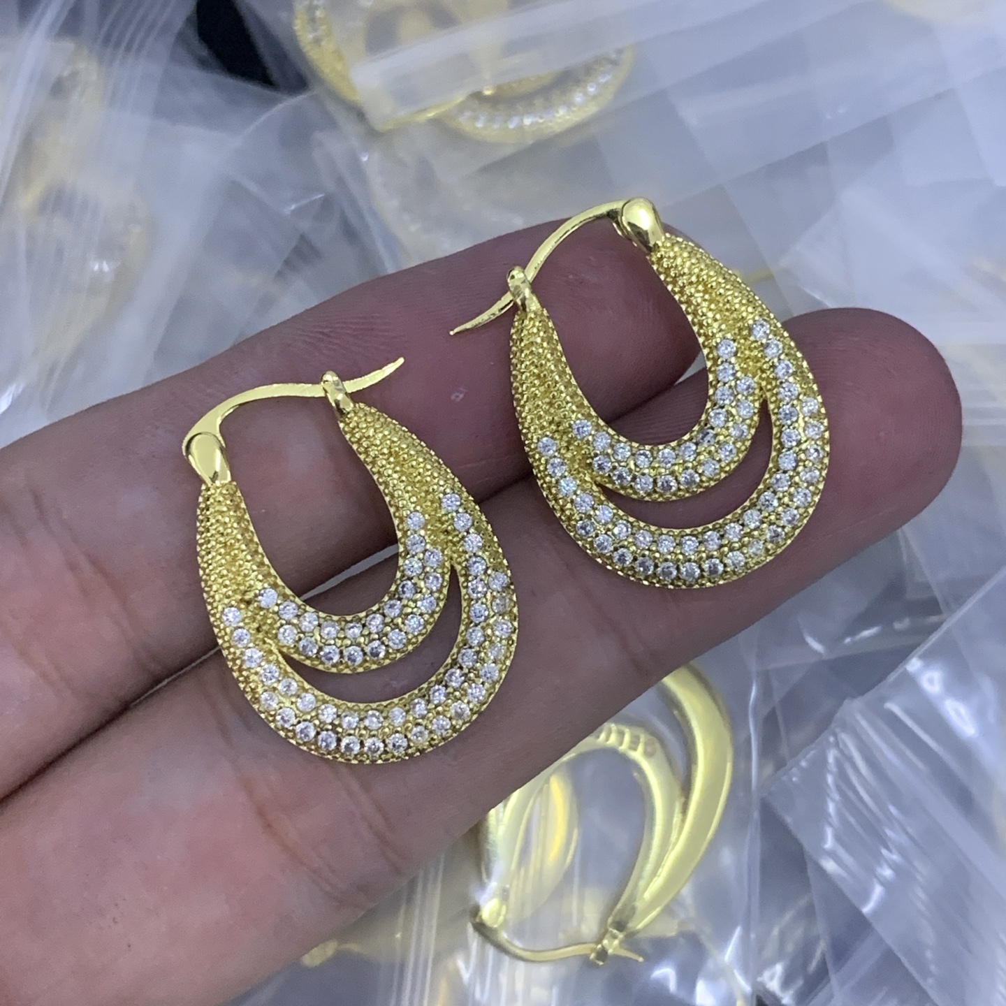 Celine Gold Logo-Accented Earrings 118