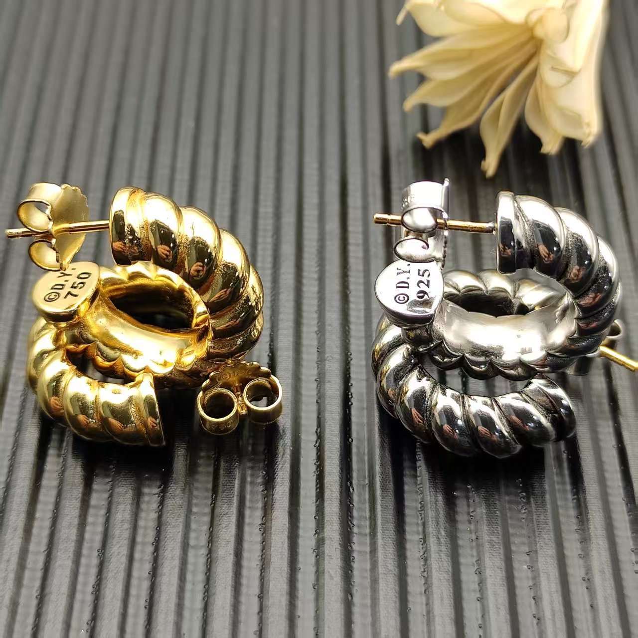 David Yurman Gold Vintage-Inspired Earrings 230