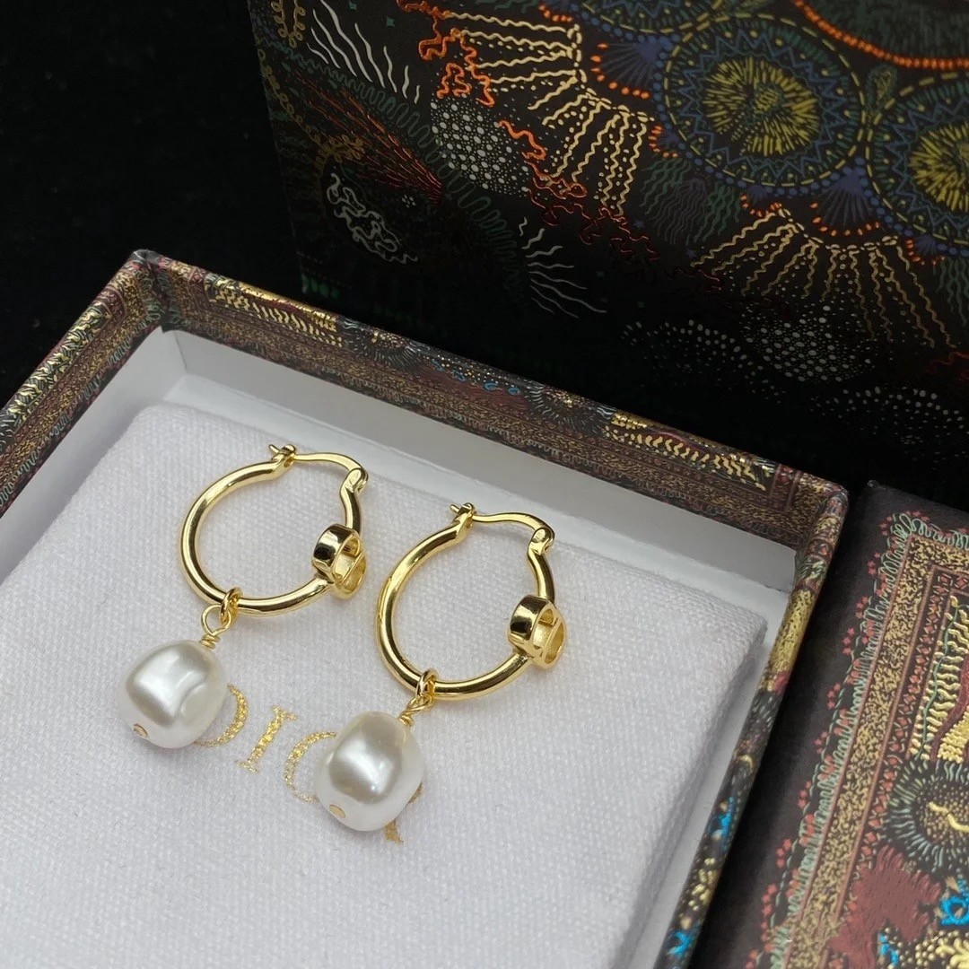 Dior Silver Vintage-Inspired Earrings 013