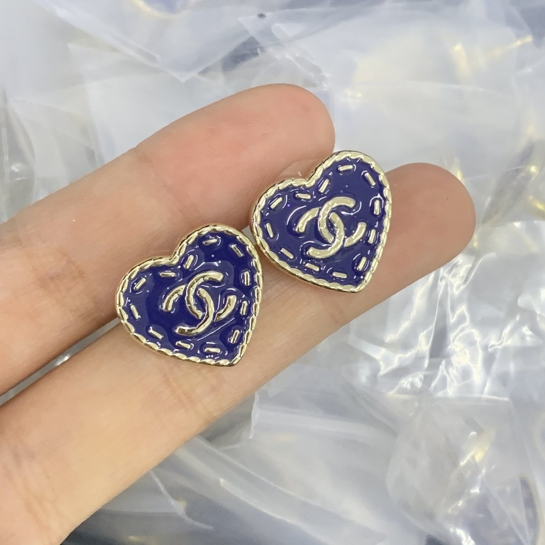 Chanel Silver Logo-Accented Earrings 110