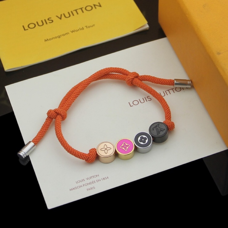 LV earrings 074