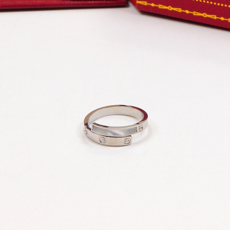 cartier love ring 002