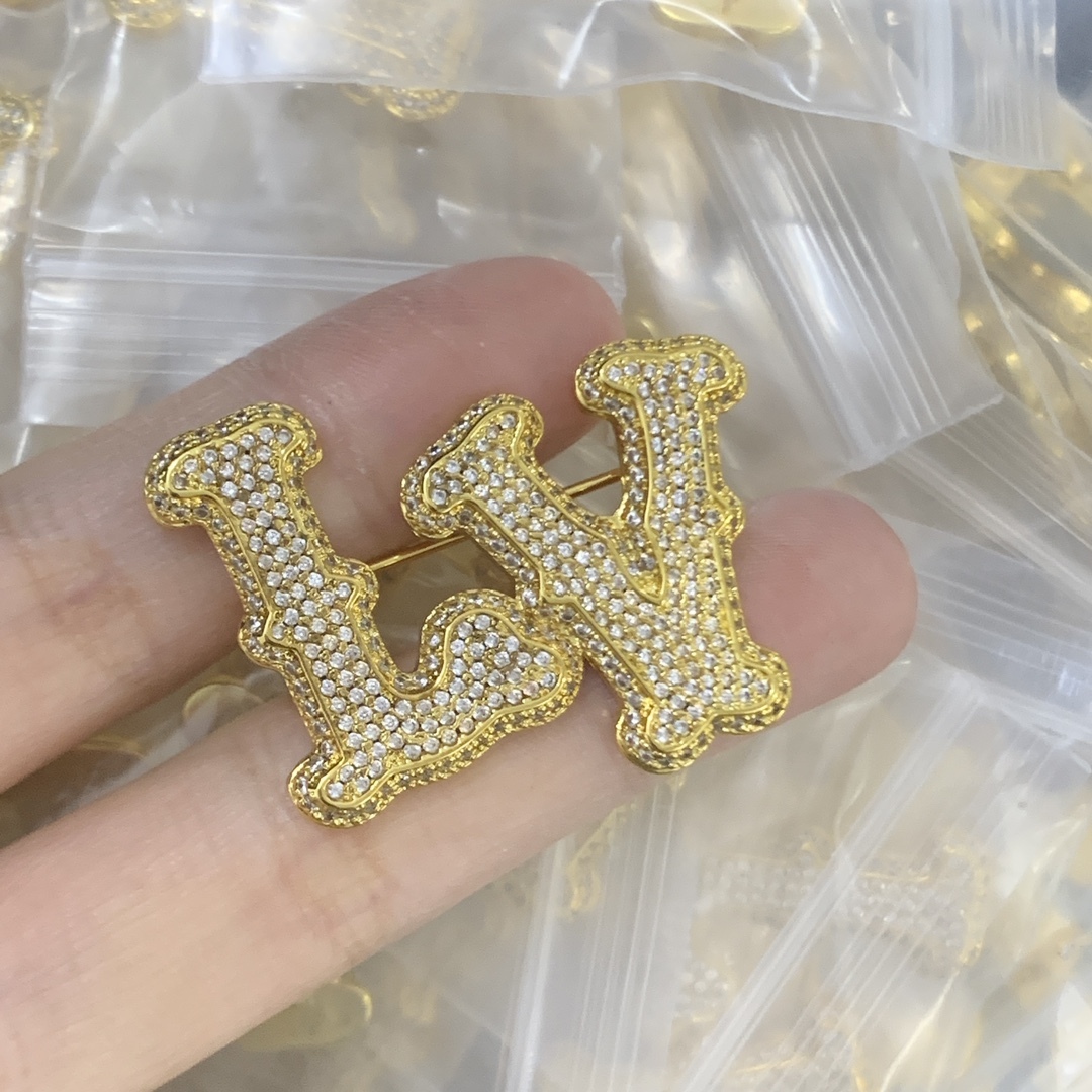 LV Gold Logo-Accented Brooch 1157