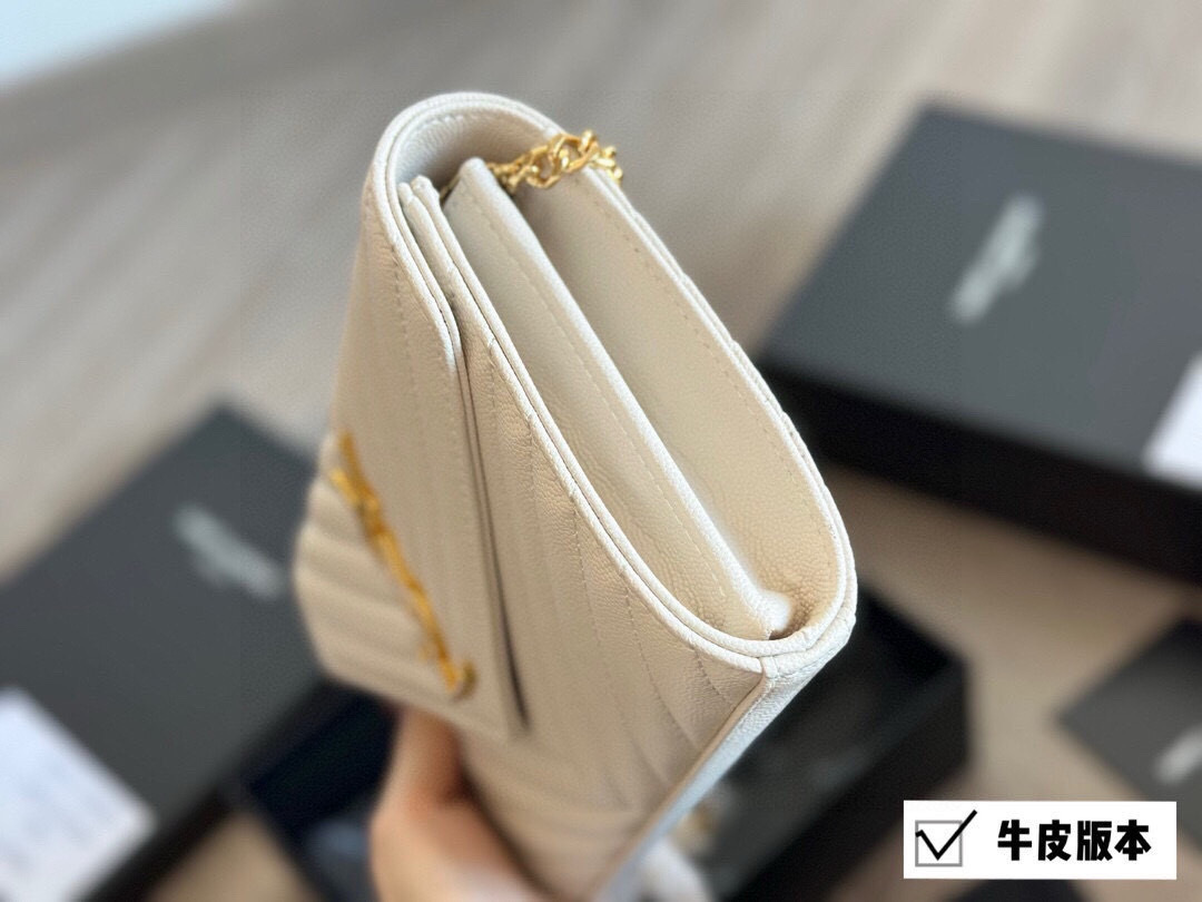 YSL Gold Logo-Accented Bag 088