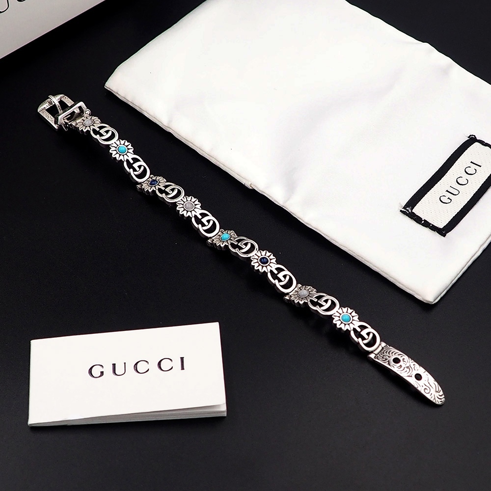 Gucci Gold Romantic Bracelet 037