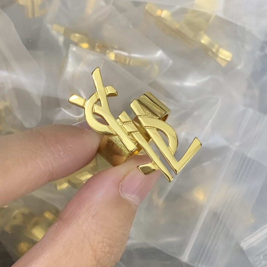 YSL Gold Logo-Accented Ring 033