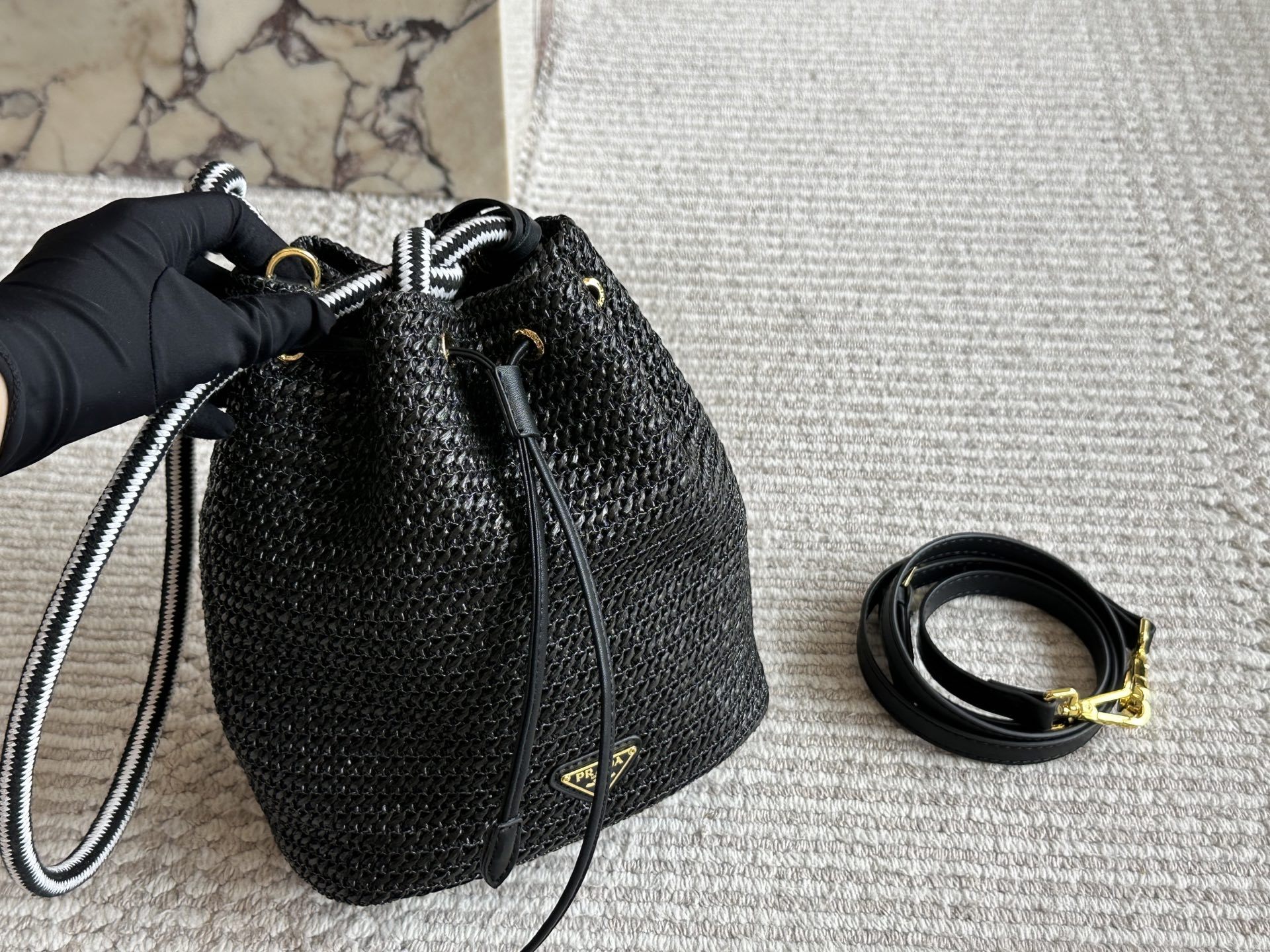 prada bag hobo 013