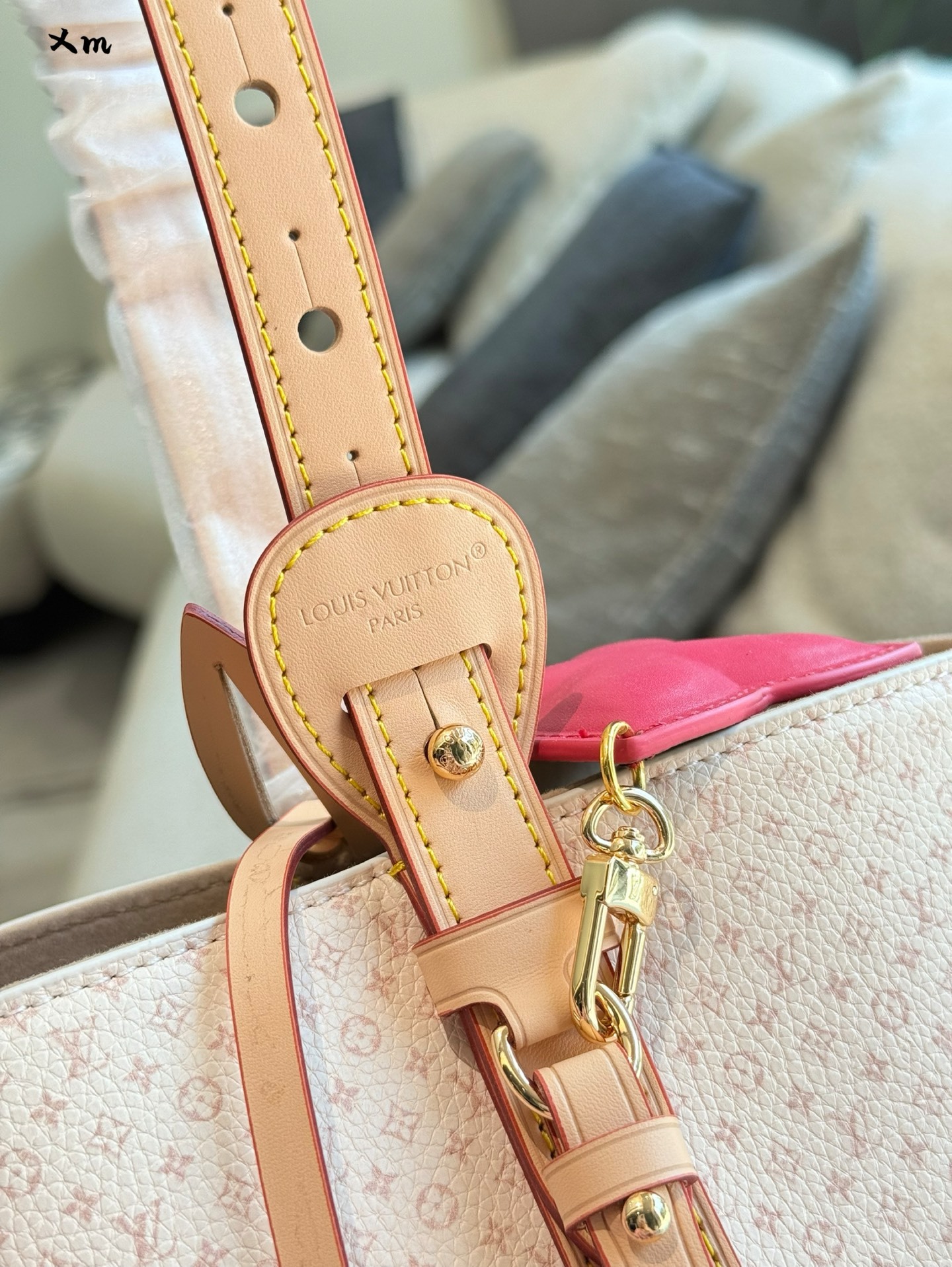 LV Rose Gold Vintage-Inspired Bag 1400