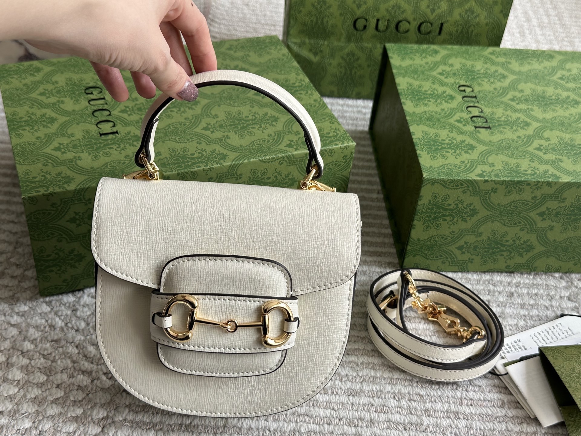 Gucci Gold Vintage-Inspired Bag 584