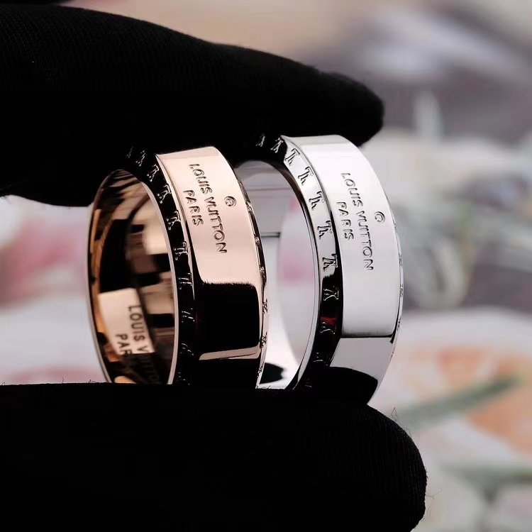 LV Rose Gold Logo-Accented Ring 046