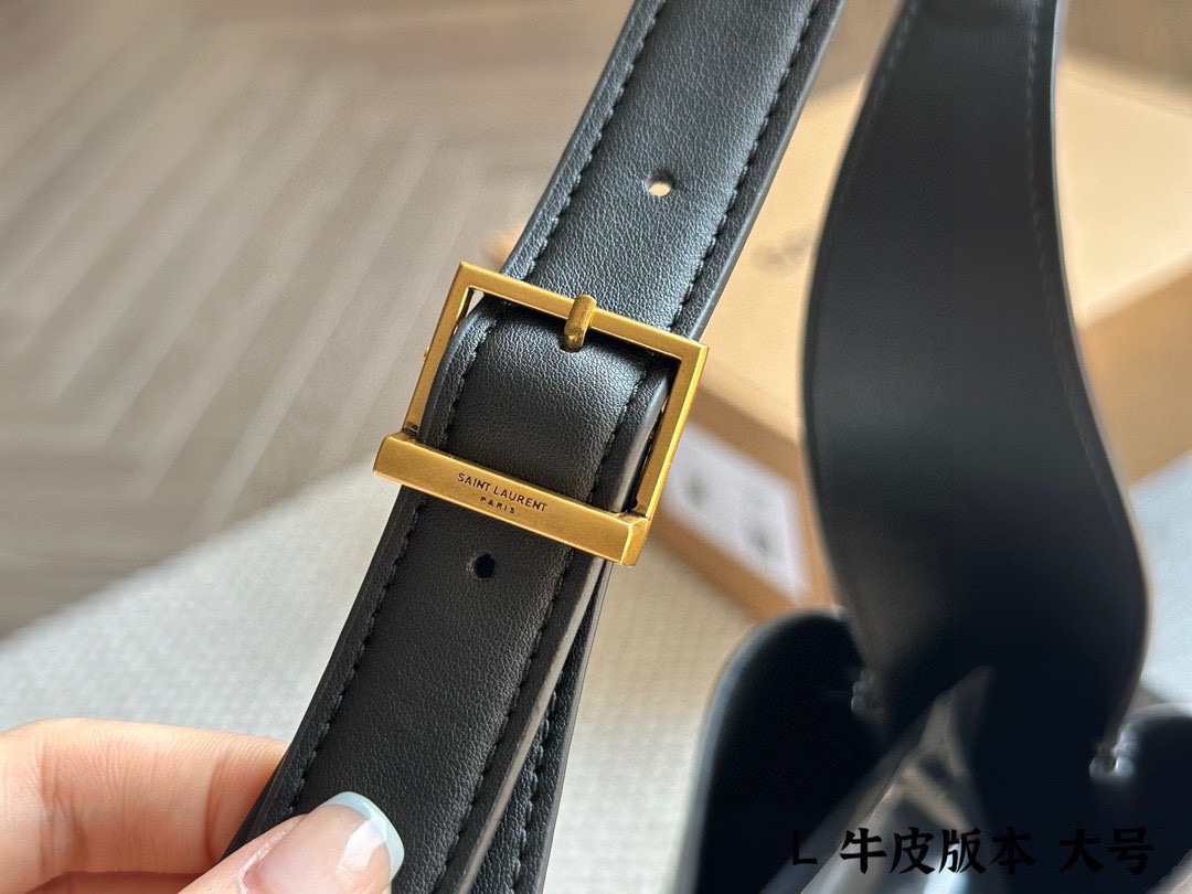 YSL Beige Statement Bag 152