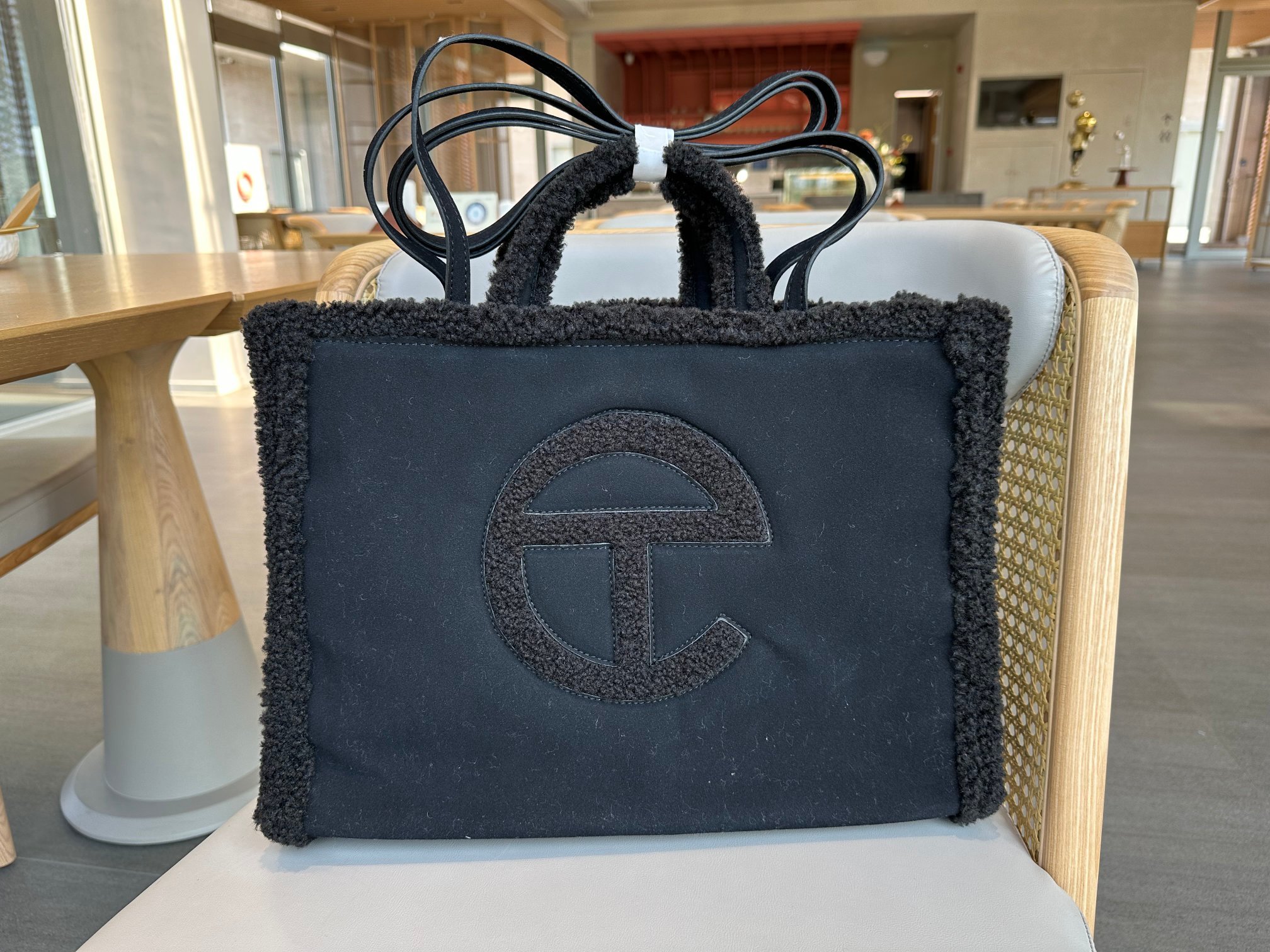 Telfar & UGG Bag Beige Quilted bags 38*28*11cm