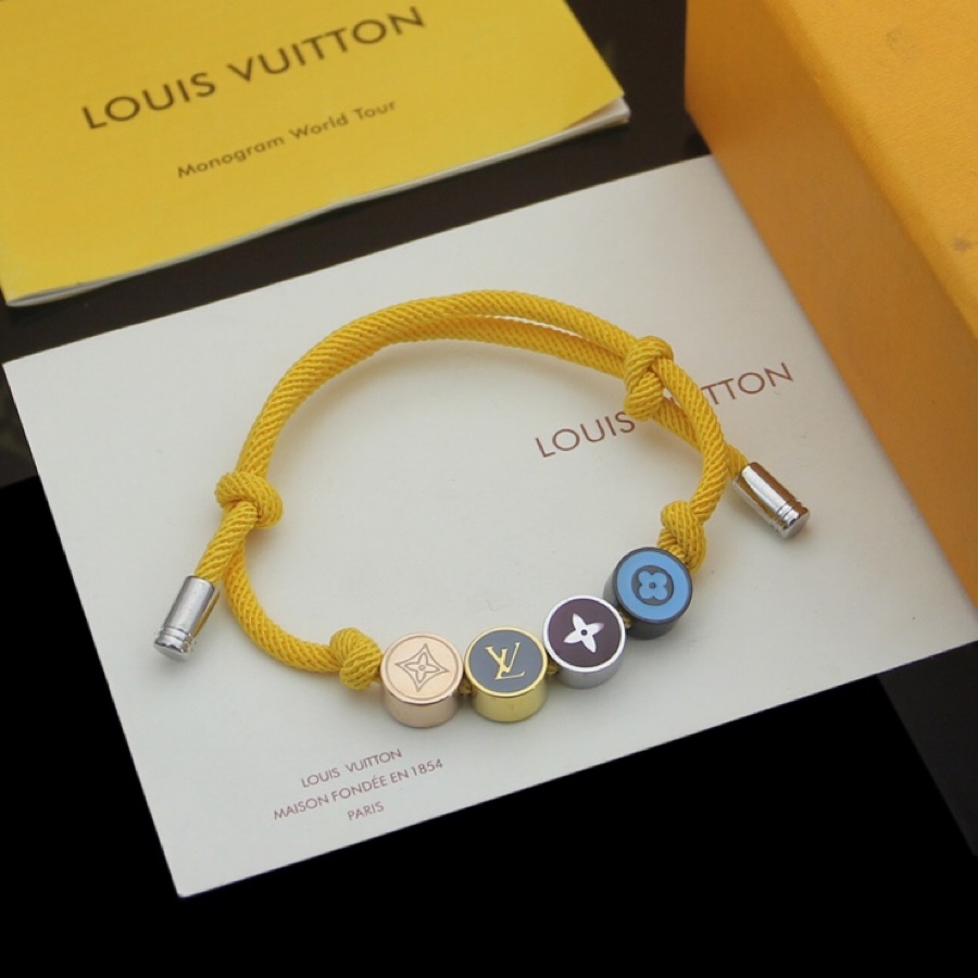 LV earrings 074