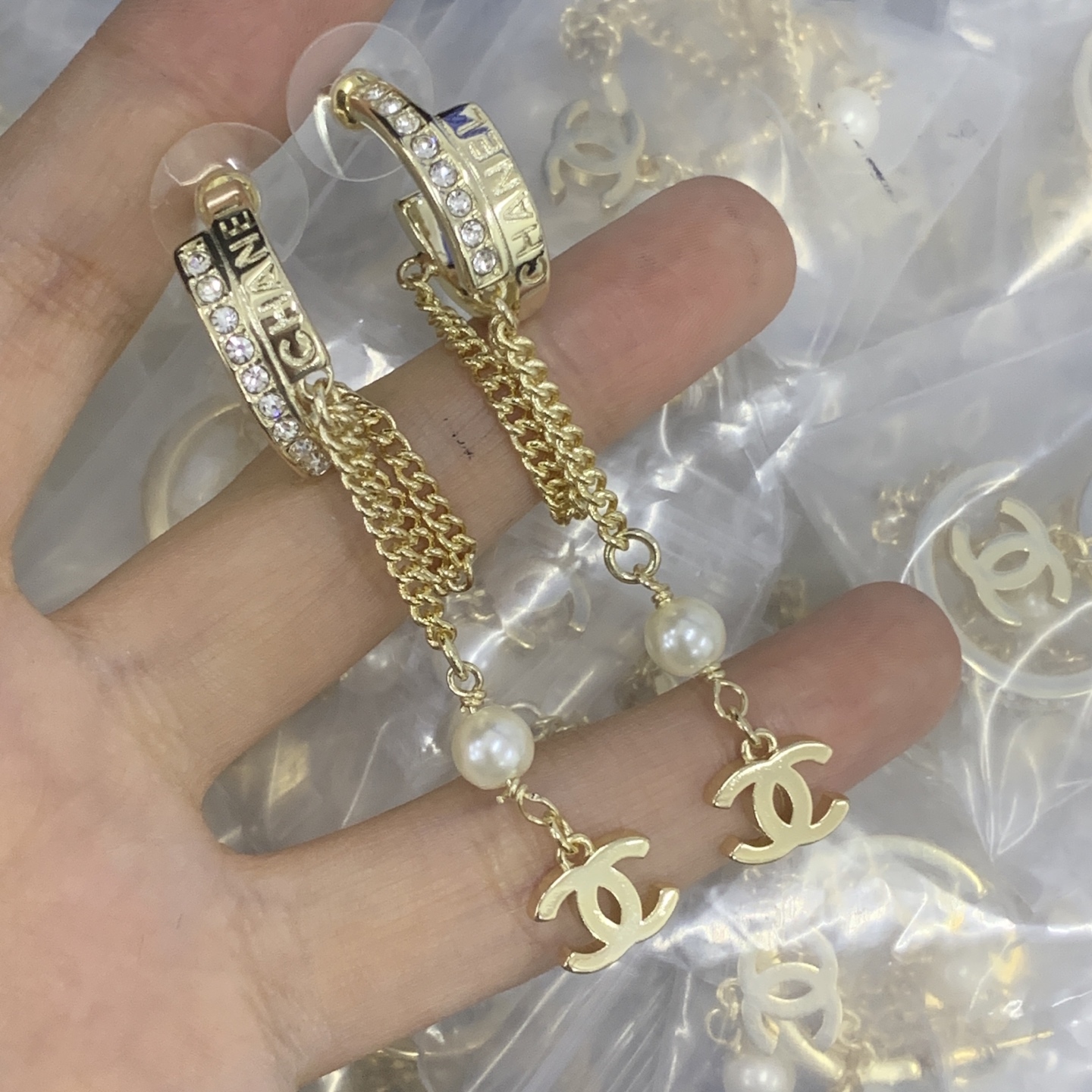 Chanel Gold Vintage-Inspired Earrings 328