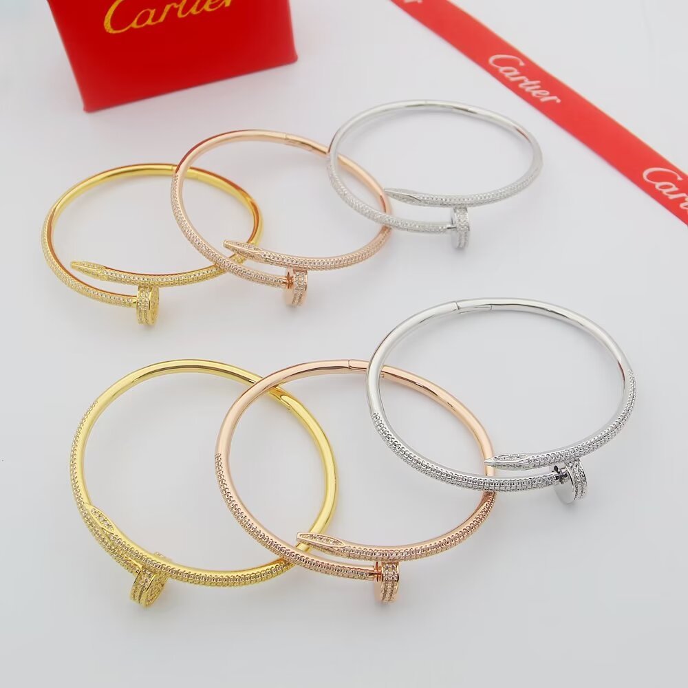 Cartier nail Rose Gold Logo-Accented Bracelet 0022
