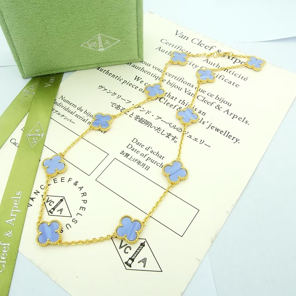 Van Cleef Gold Vintage-Inspired Necklace 052