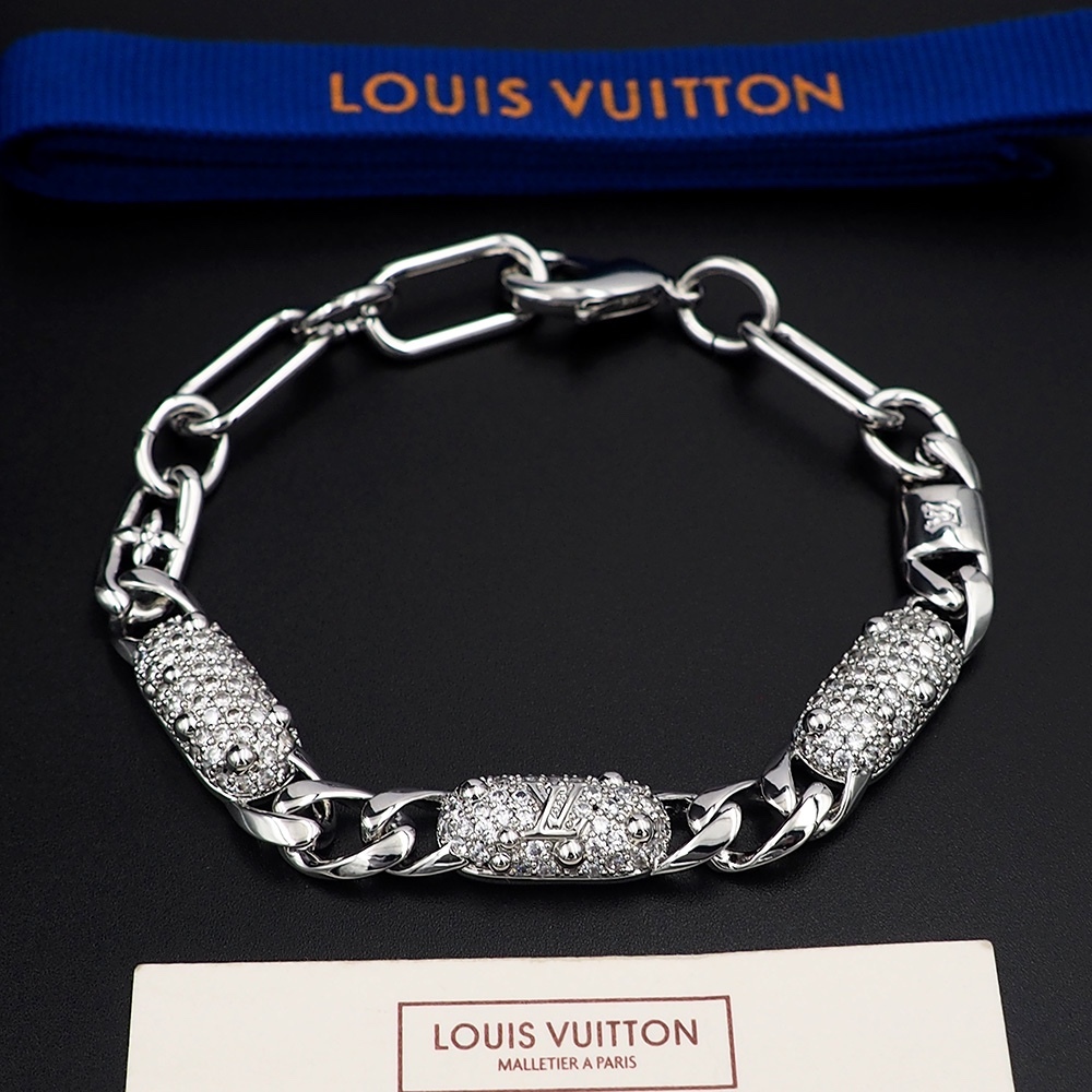 LV necklace 415