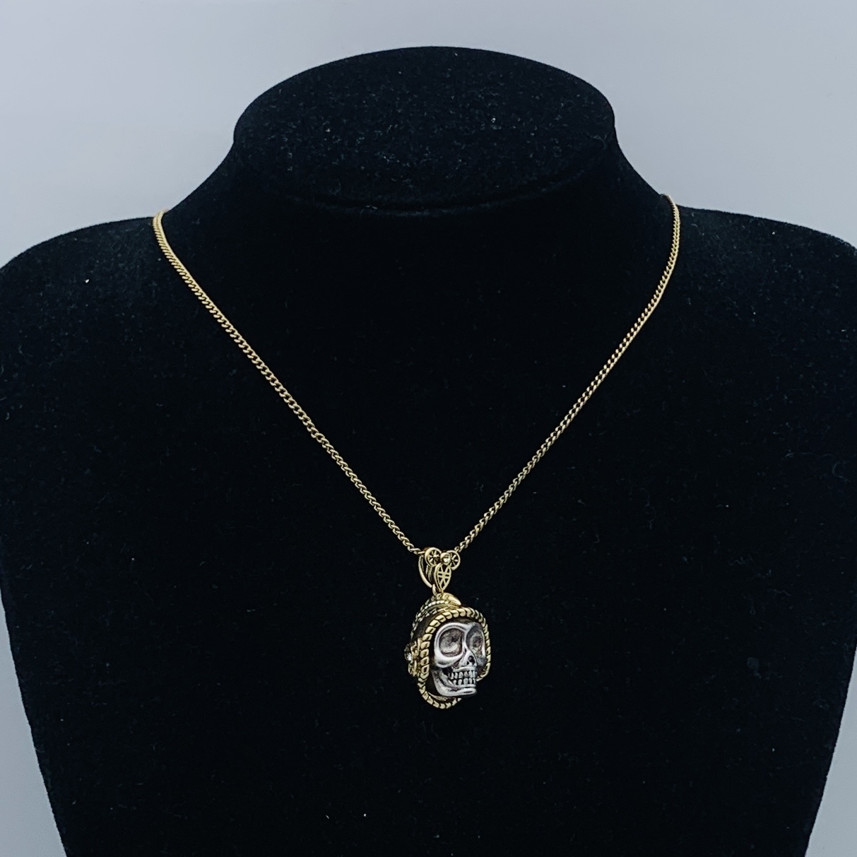 Alexander McQueen Silver Vintage-Inspired Necklace 053