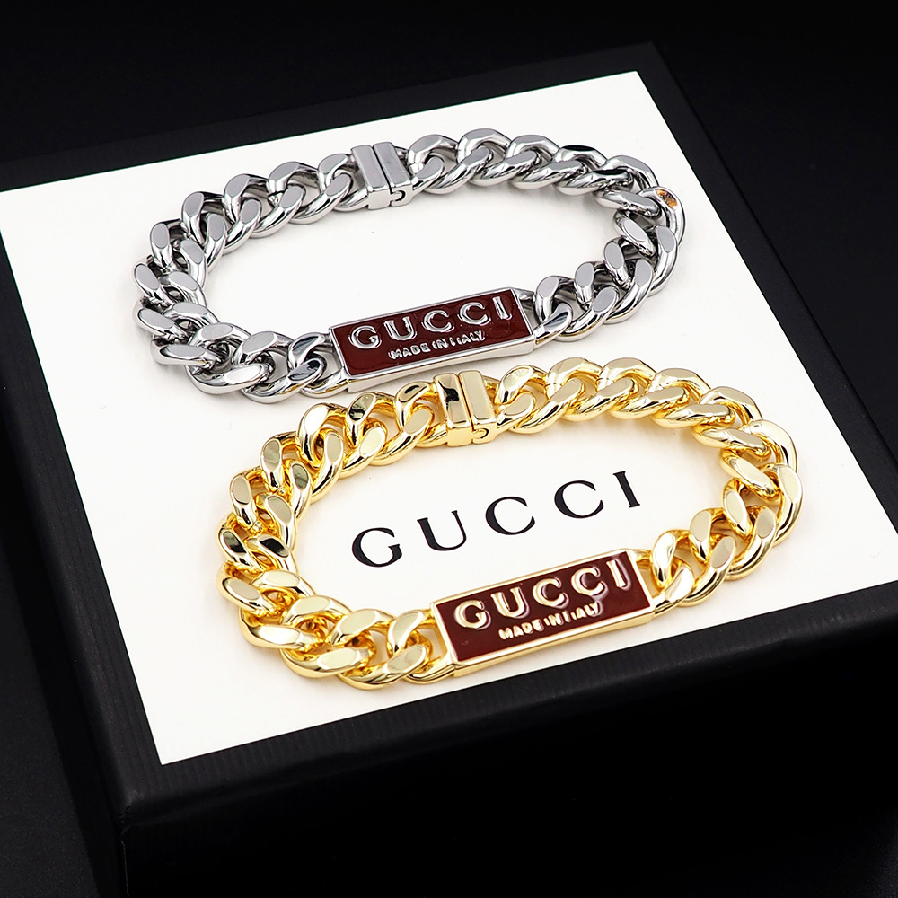 Gucci Silver Logo-Accented Bracelet 034