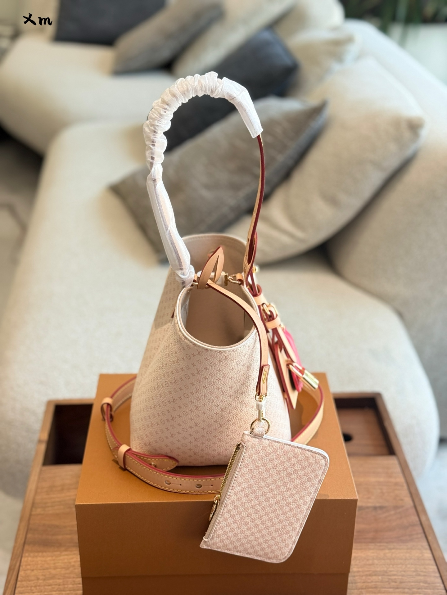 LV Rose Gold Vintage-Inspired Bag 1400