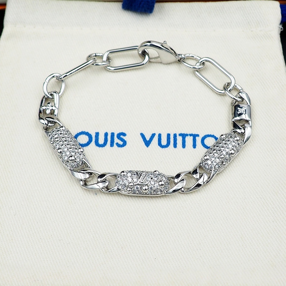 LV necklace 415