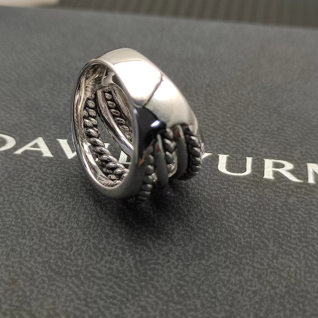 David Yurman Silver Logo-Accented Ring 288