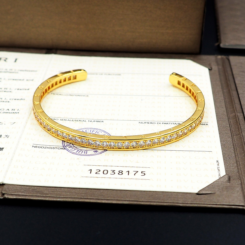BVLGARI Silver Logo-Accented Bracelet 052