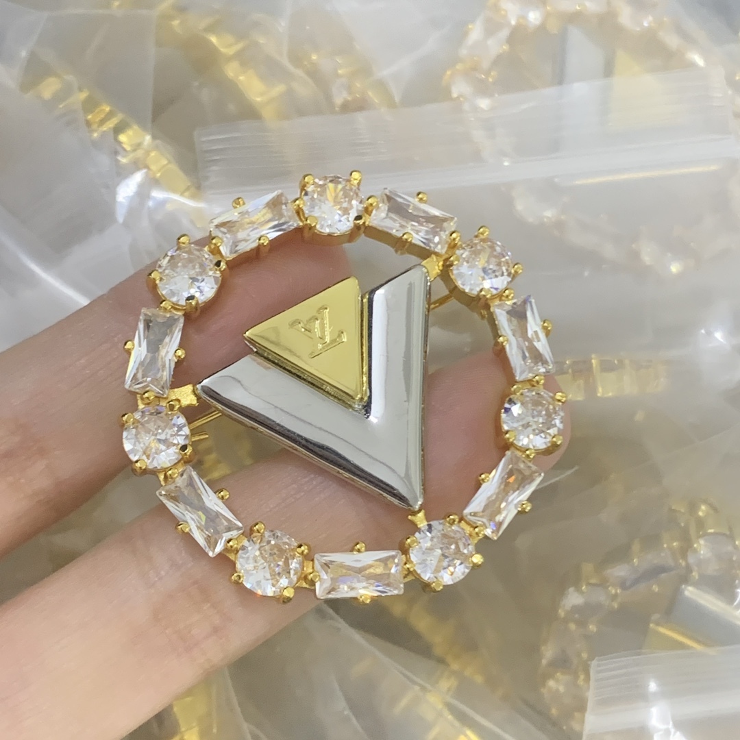 LV Gold Logo-Accented Brooch 1155