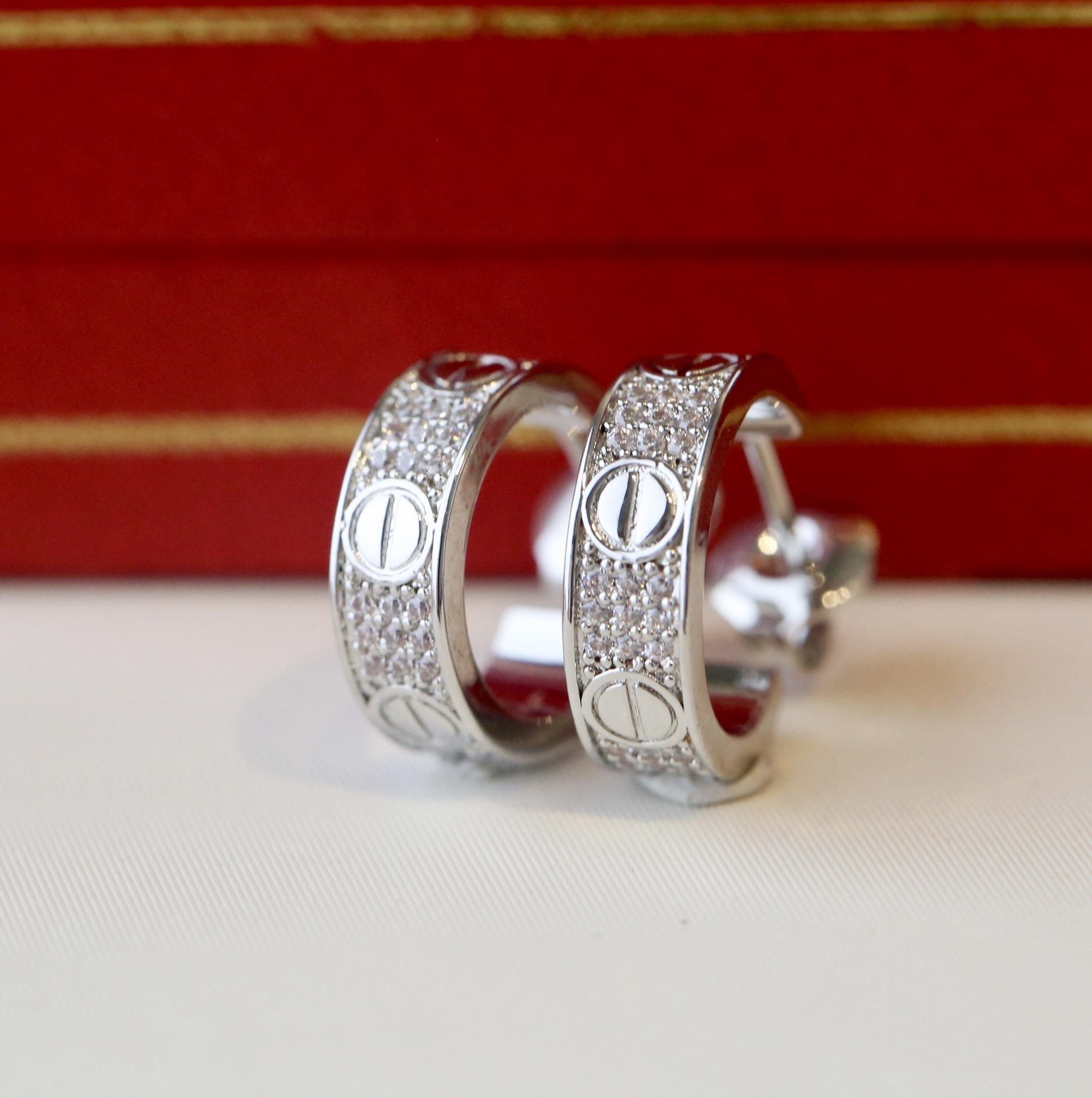 Cartier love Gold Romantic Earrings 0232