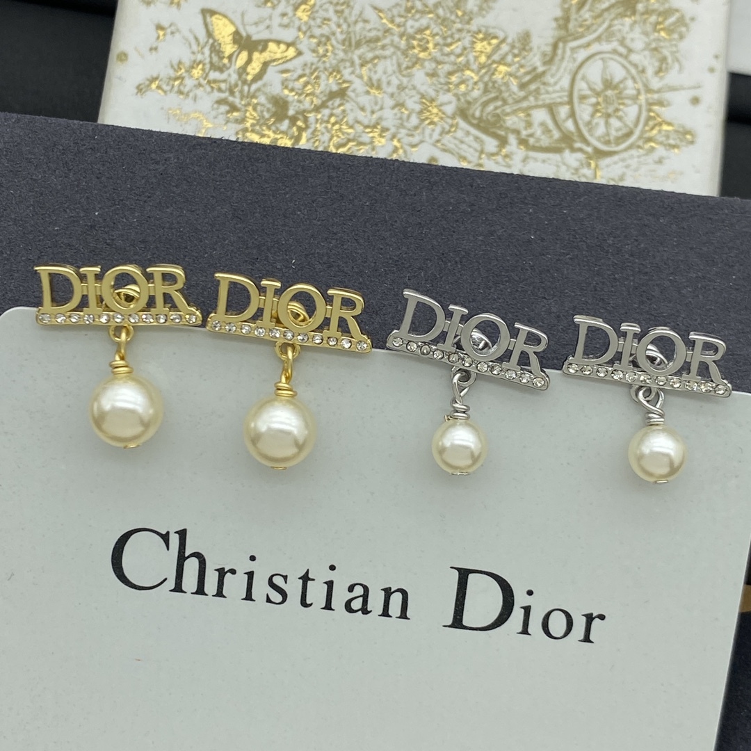 Dior Silver Logo-Accented Earrings 004