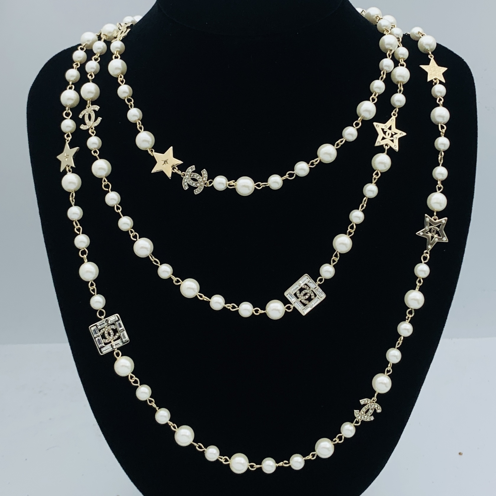Chanel Silver Vintage-Inspired Necklace 949