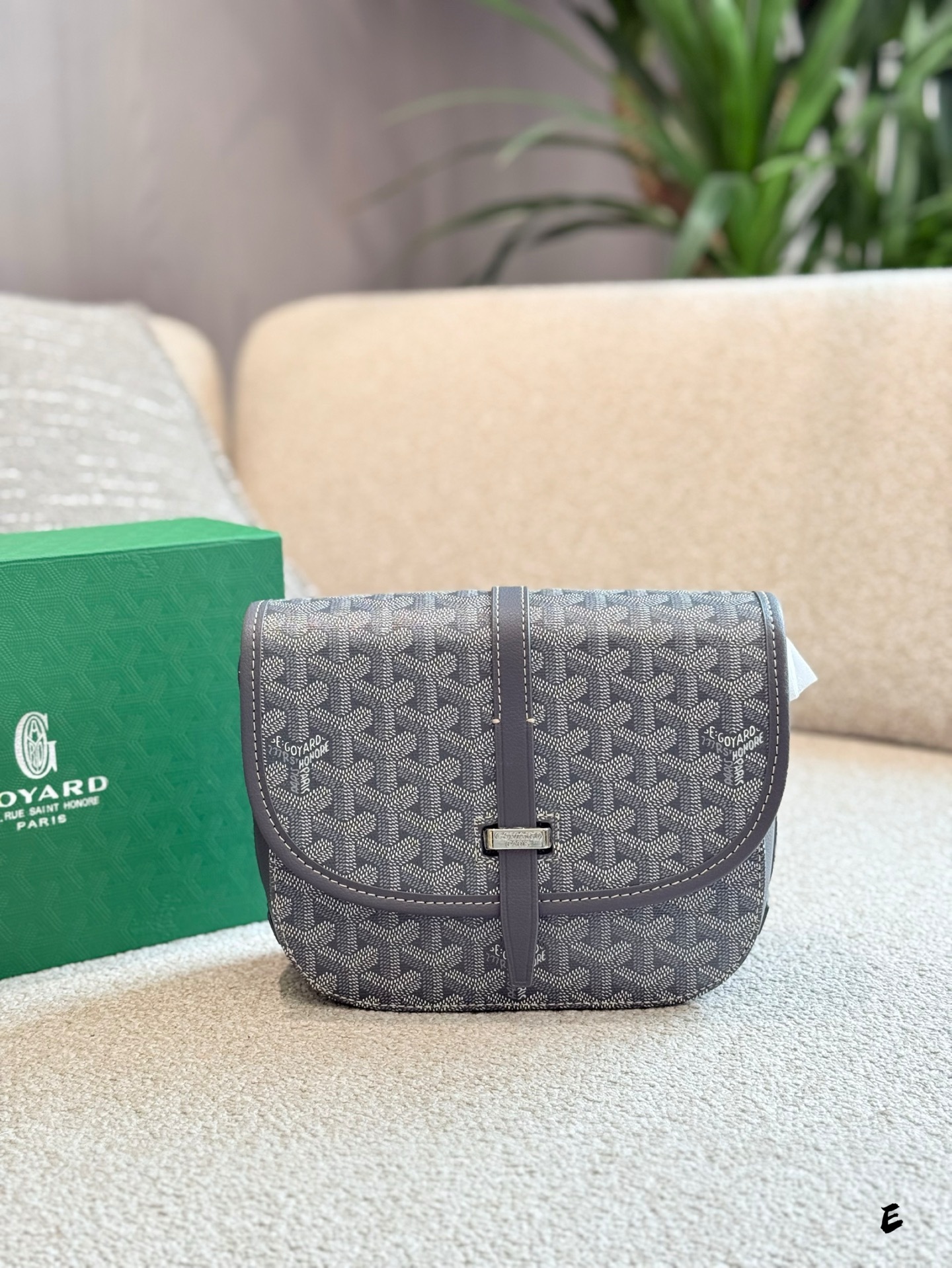 Goyard Silver Quilted Bag 011