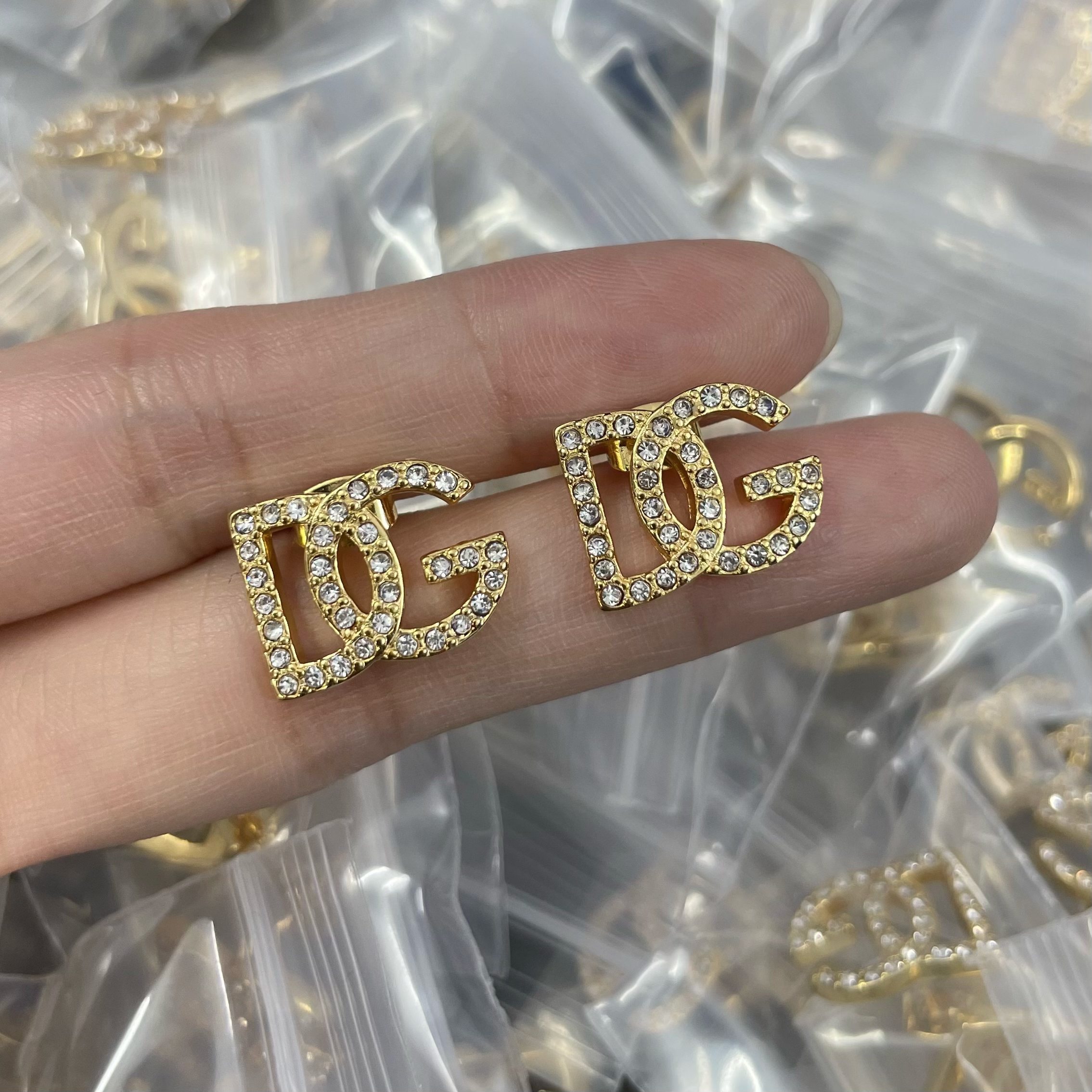 Dolce&Gabbana D&G Gold Logo-Accented Earrings 001