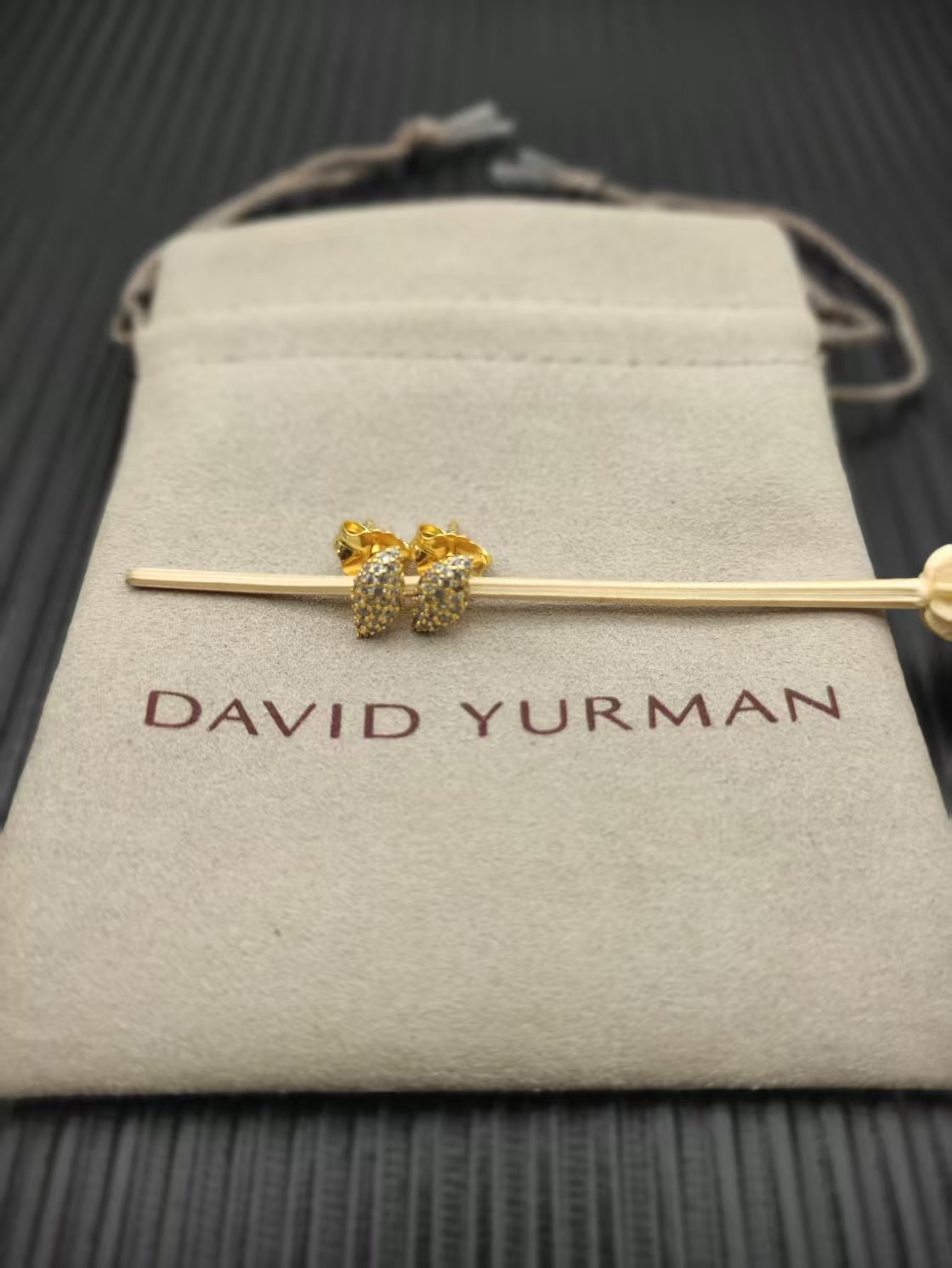 David Yurman Gold Logo-Accented Earrings 238