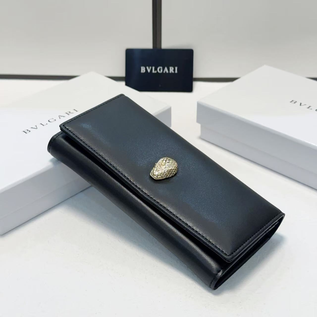 BVLGARI Silver Logo-Accented Bag 204