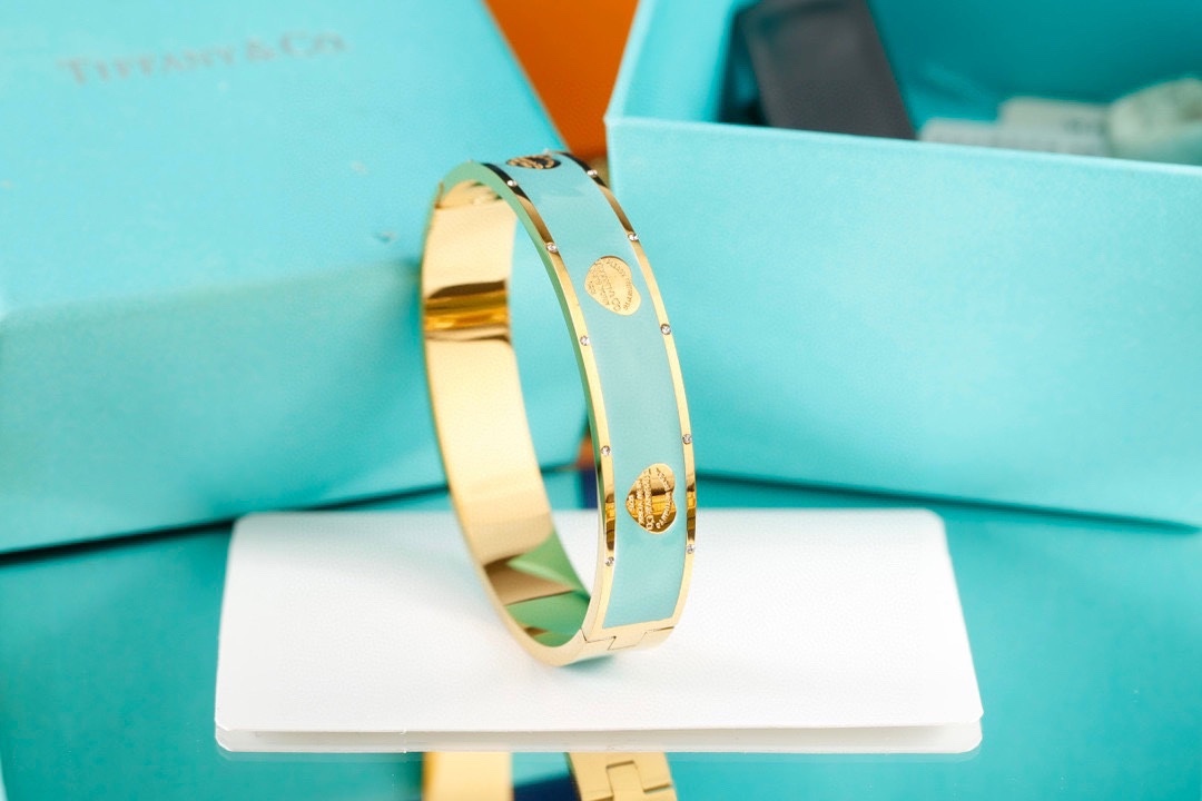 Tiffany Rose Gold Vintage-Inspired Bracelet 216
