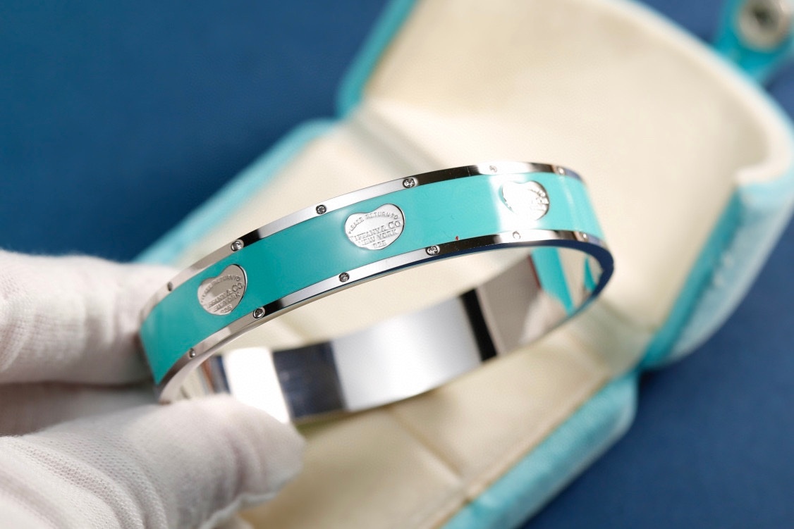 Tiffany Rose Gold Vintage-Inspired Bracelet 216