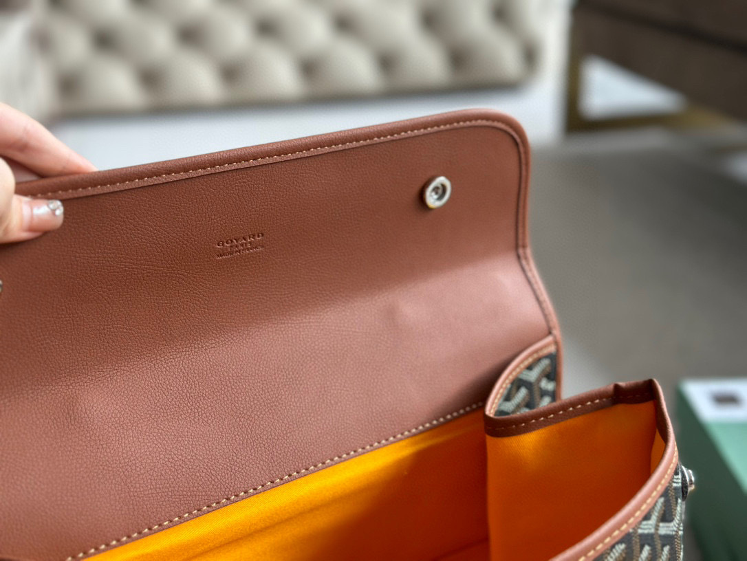 Goyard Brown Quilted Bag 016