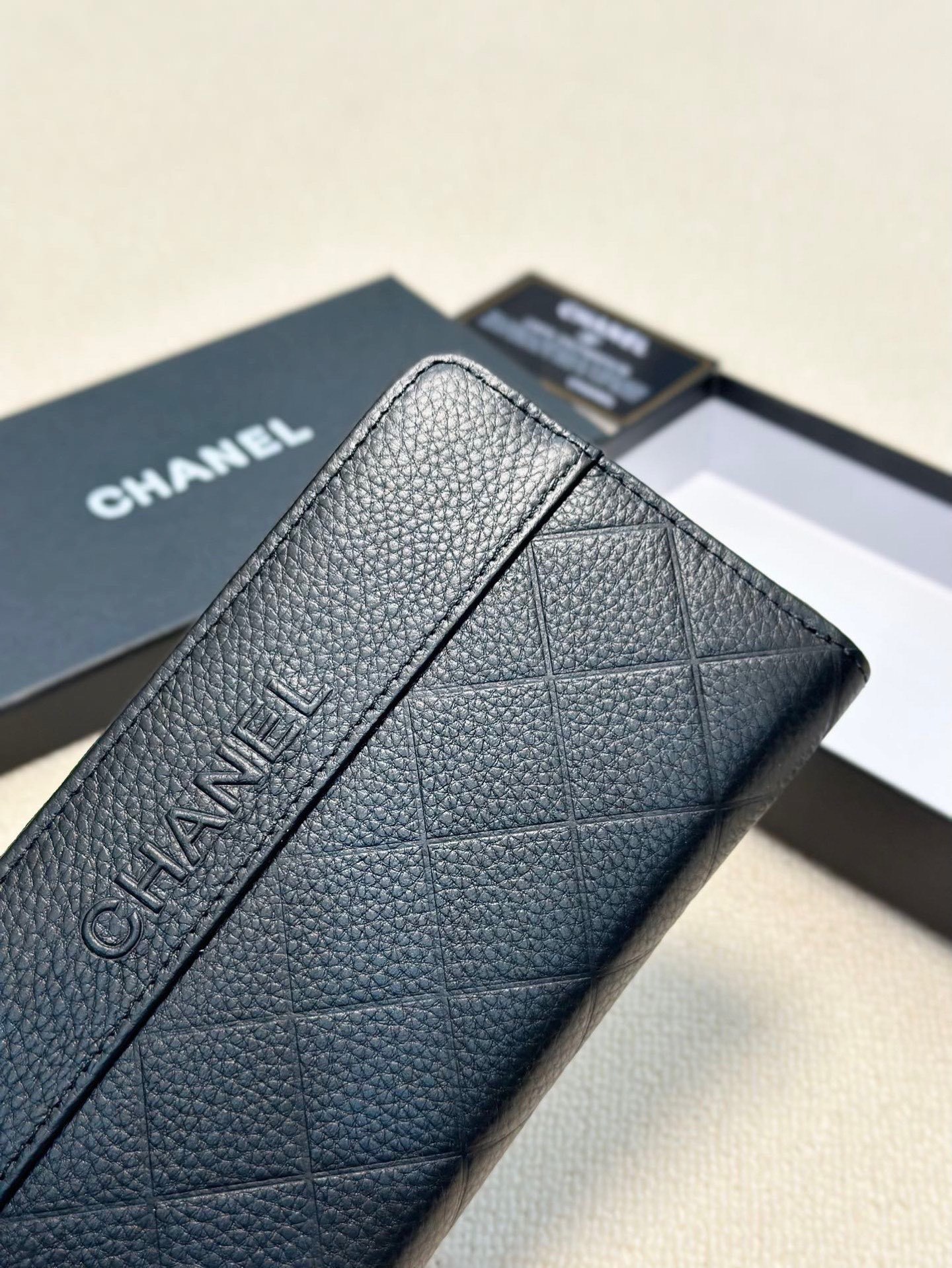 Chanel Silver Logo-Accented Bag walllet 1208