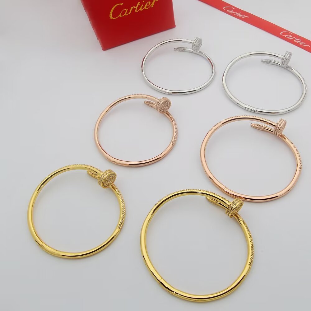Cartier nail Rose Gold Logo-Accented Bracelet 0022