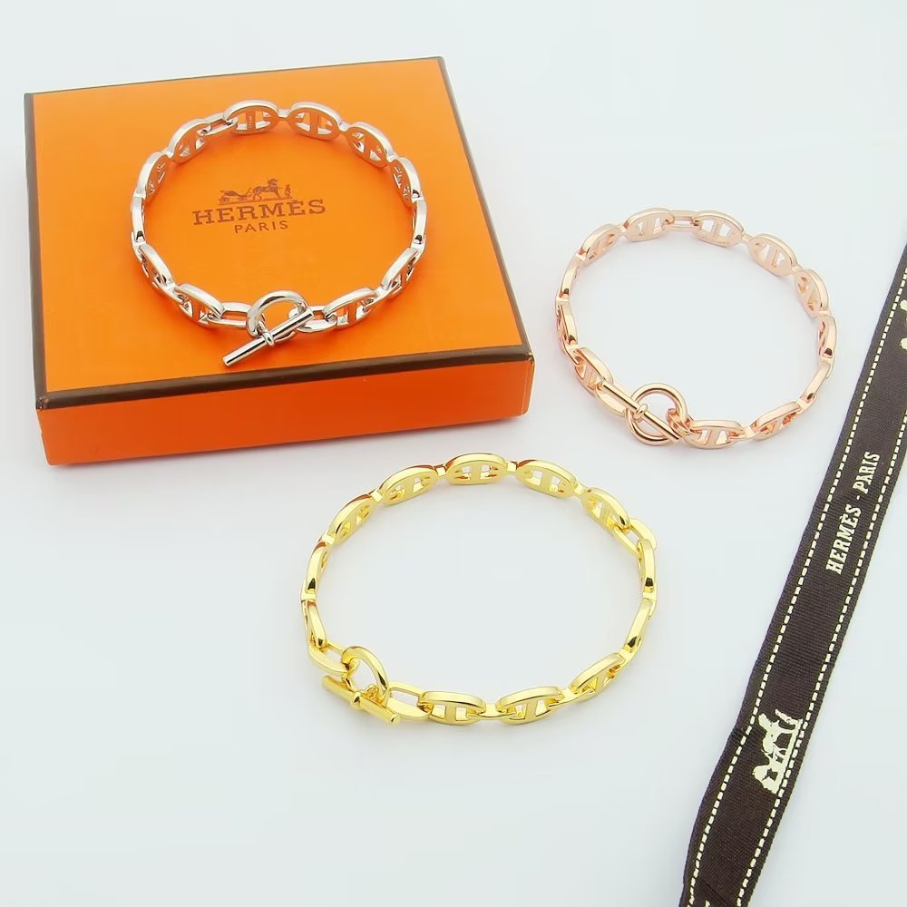Hermes h Rose Gold Logo-Accented Bracelet 017