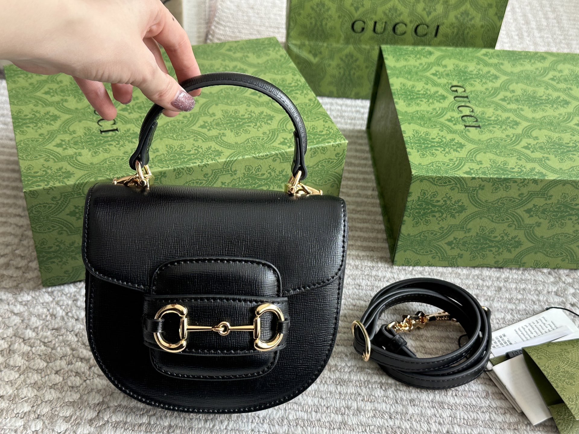 Gucci Gold Vintage-Inspired Bag 584