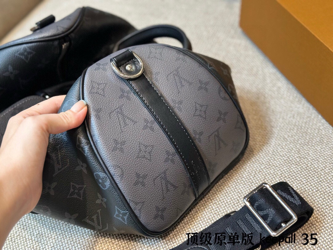 LV Silver Logo-Accented Bag 1572